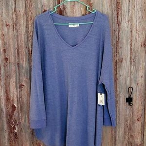 Pretty blue long sleeve shirt never been worn